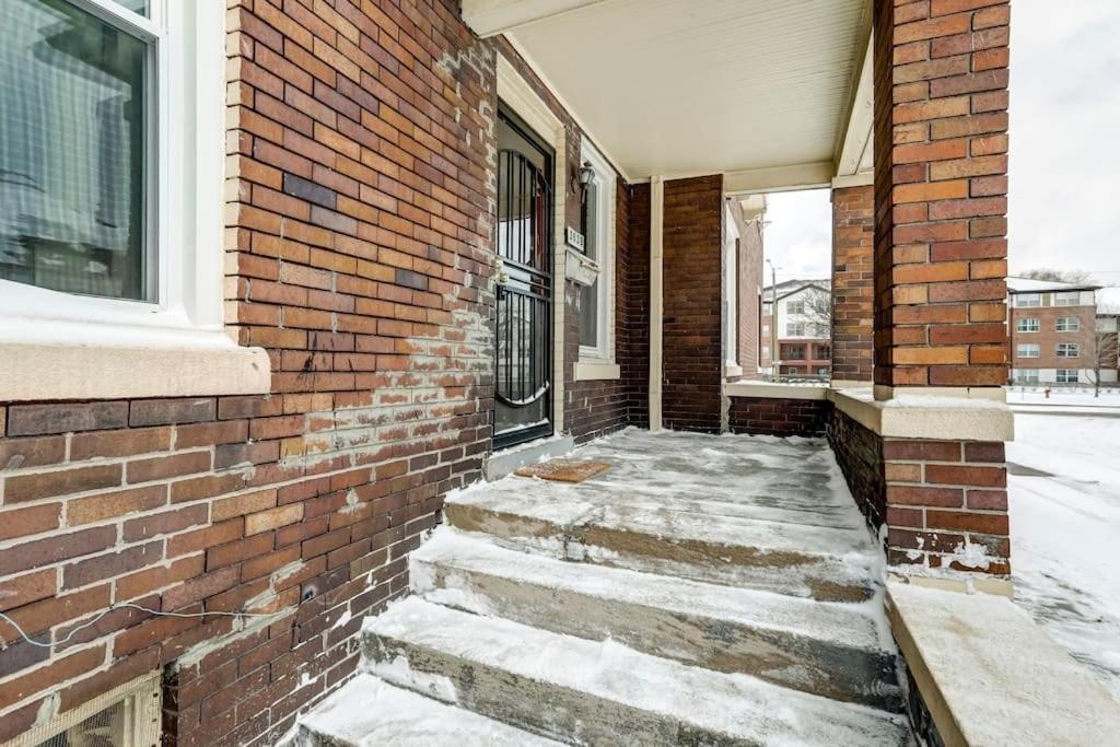 הוילה דטרויט Luxe Mid-Century Styled Historic Townhouse #1 מראה חיצוני תמונה
